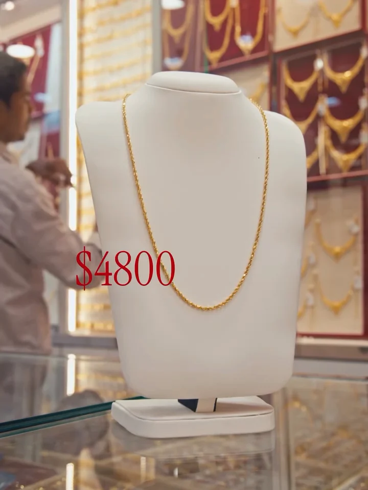 Gold necklace prices in Singapore: 5 real 916 examples, slide 4